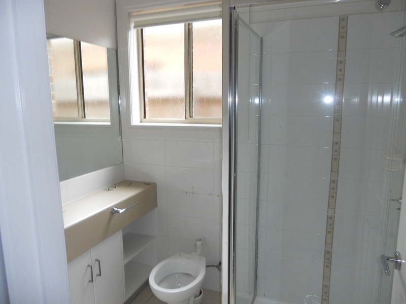 1/175 Princes Highway, Werribee VIC 3030