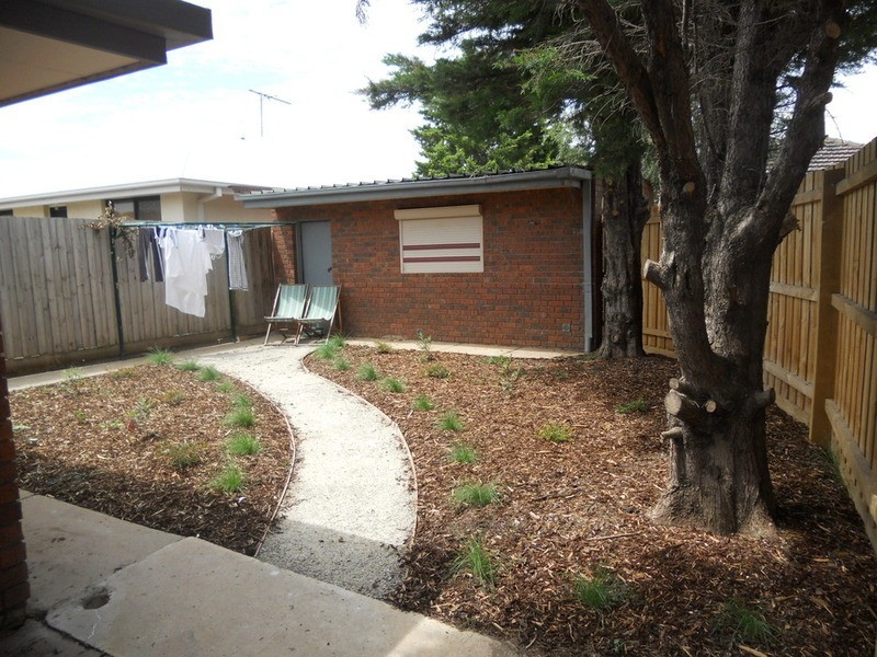 17 Fitzpatrick Drive, Altona Meadows VIC 3028