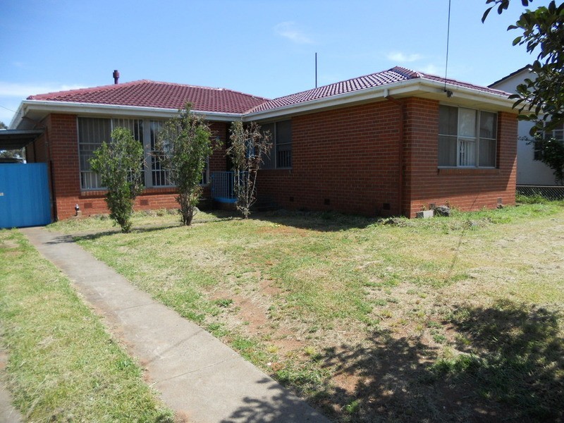 4 Eades Street, Laverton VIC 3028