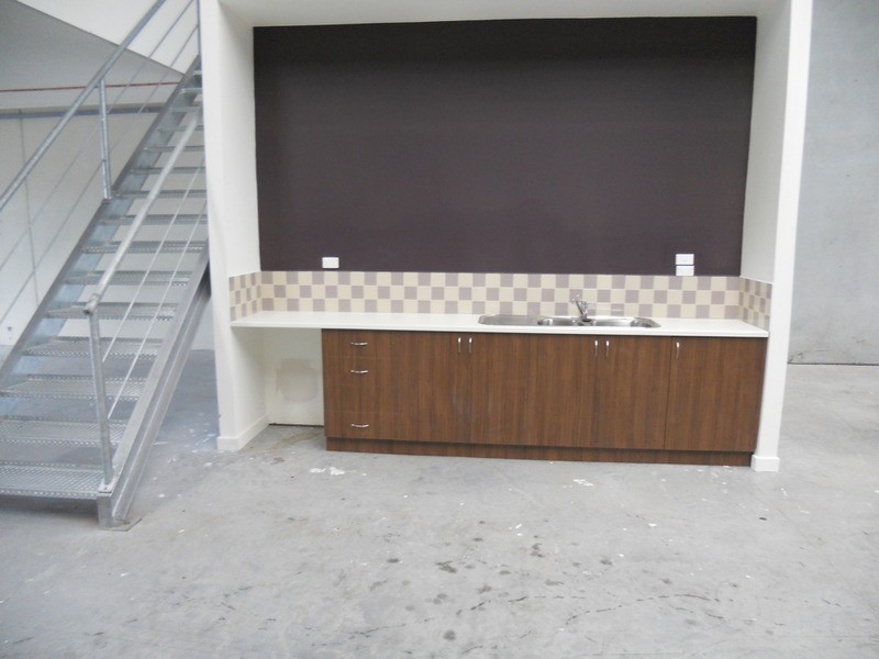 5/27 Westside Drive, Laverton North VIC 3026