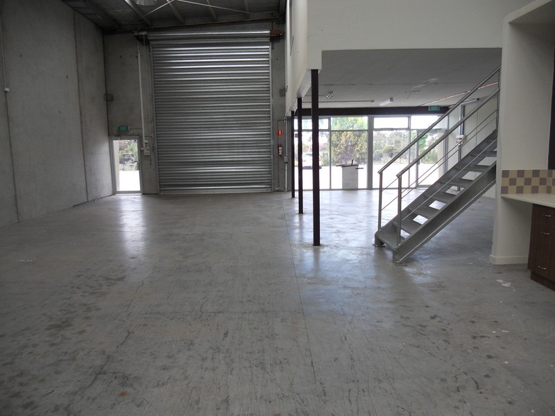 5/27 Westside Drive, Laverton North VIC 3026