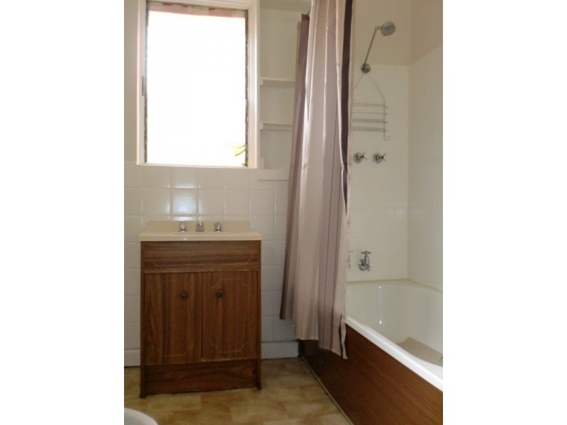 23 Somers Parade, Altona VIC 3018