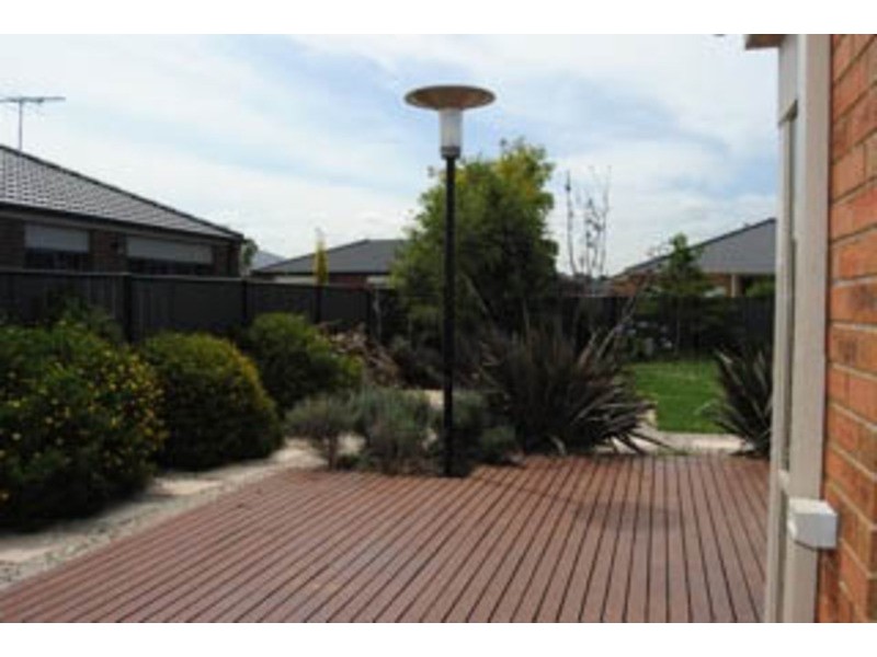 9 Heysen Mews, Point Cook VIC 3030