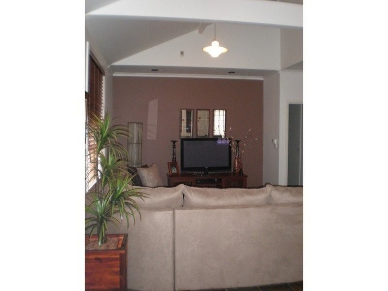 79 Orville Street, Altona Meadows VIC 3028