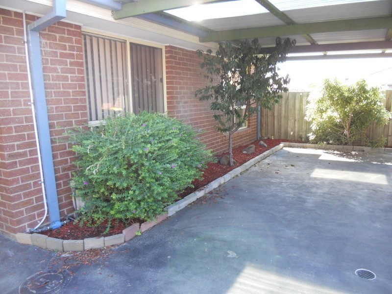 2/166 Merton Street, Altona Meadows VIC 3028