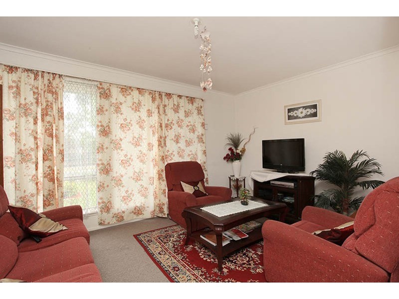 23 Chirnside Crescent, Laverton VIC 3028