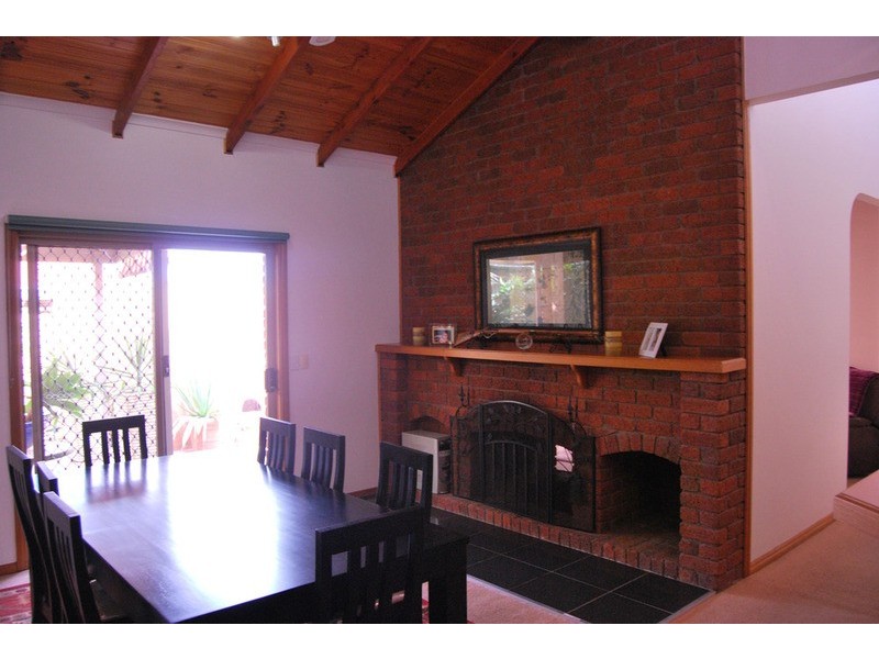 13 Ovington Place, Altona Meadows VIC 3028