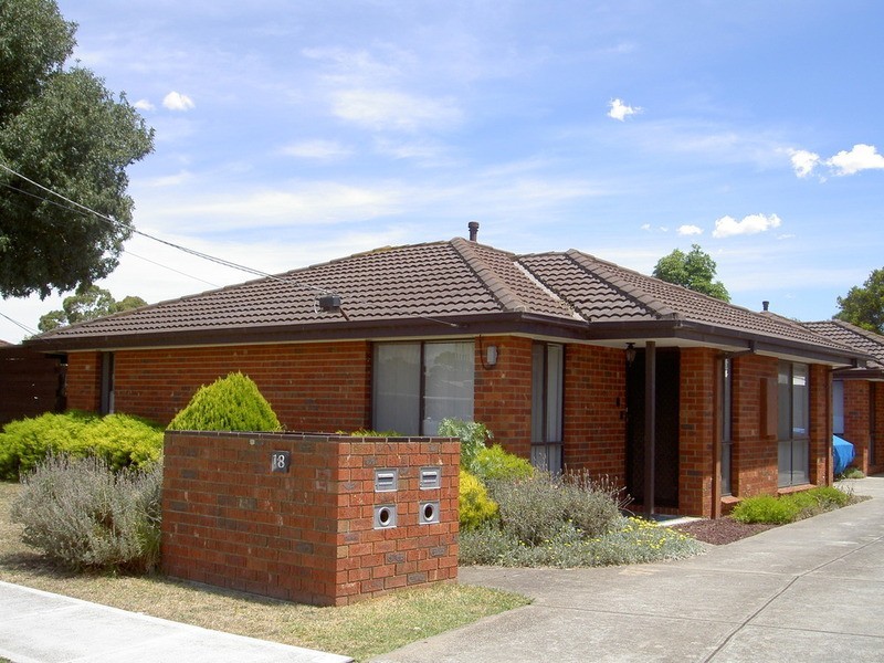 1/18 Minogue Crescent, Hoppers Crossing VIC 3029