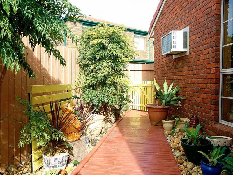 13 Ovington Place, Altona Meadows VIC 3028