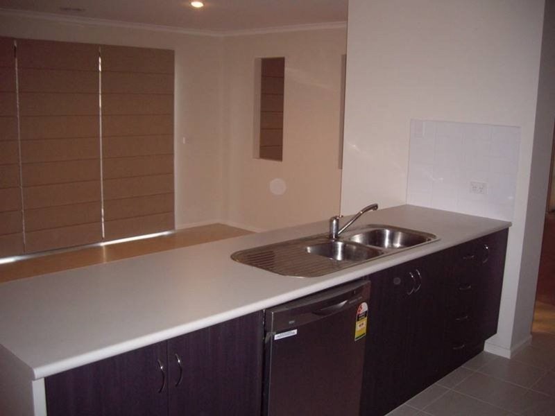 14 Spender Avenue, Point Cook VIC 3030