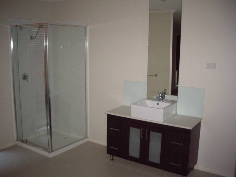 14 Spender Avenue, Point Cook VIC 3030