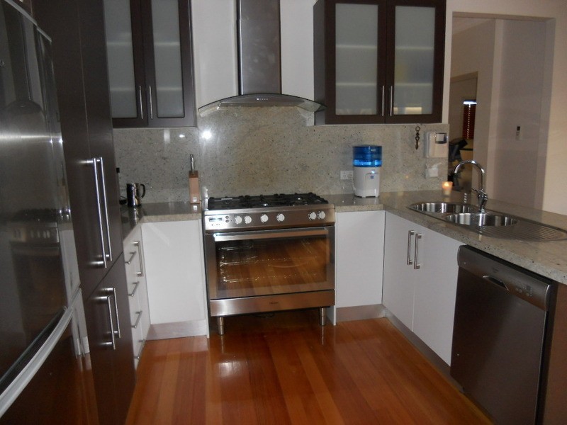 28 Paproth Grove, Altona North VIC 3025