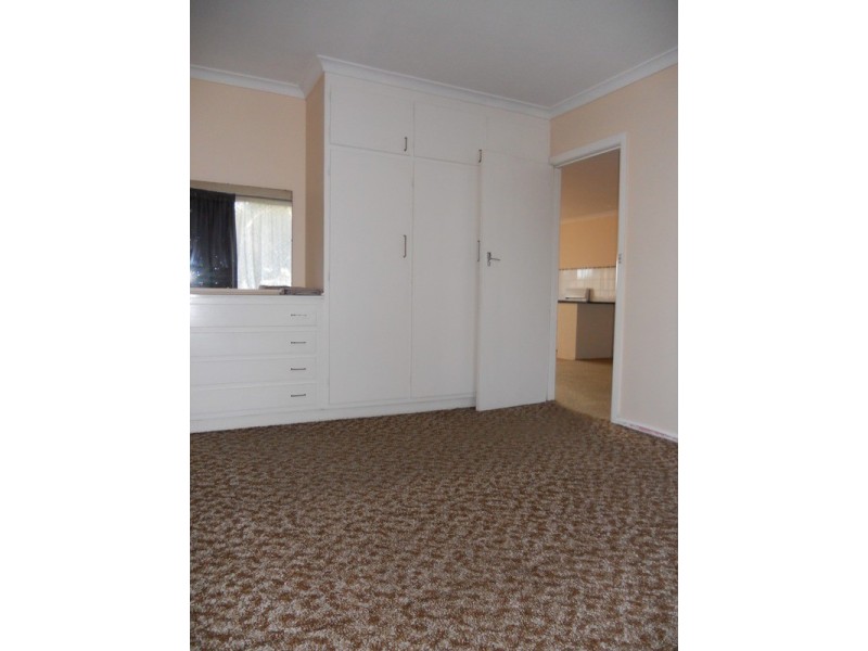 4/31 Millers Road, Altona VIC 3018