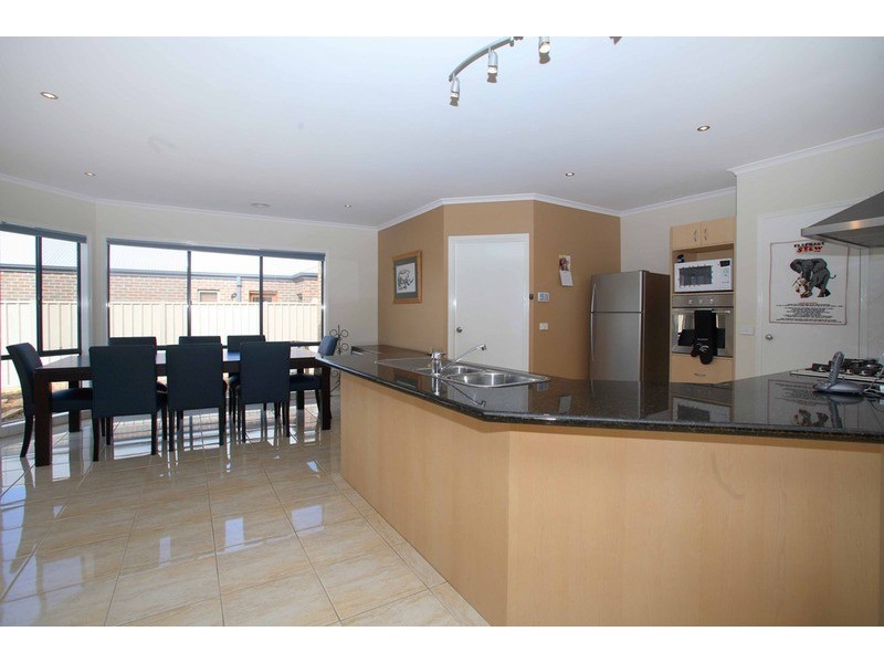 4 San Sebastian Drive, Point Cook VIC 3030