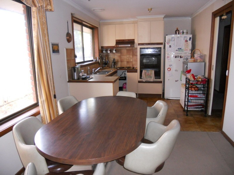96 Grieve Parade, Altona VIC 3018