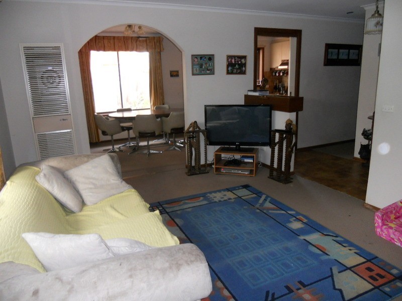 96 Grieve Parade, Altona VIC 3018