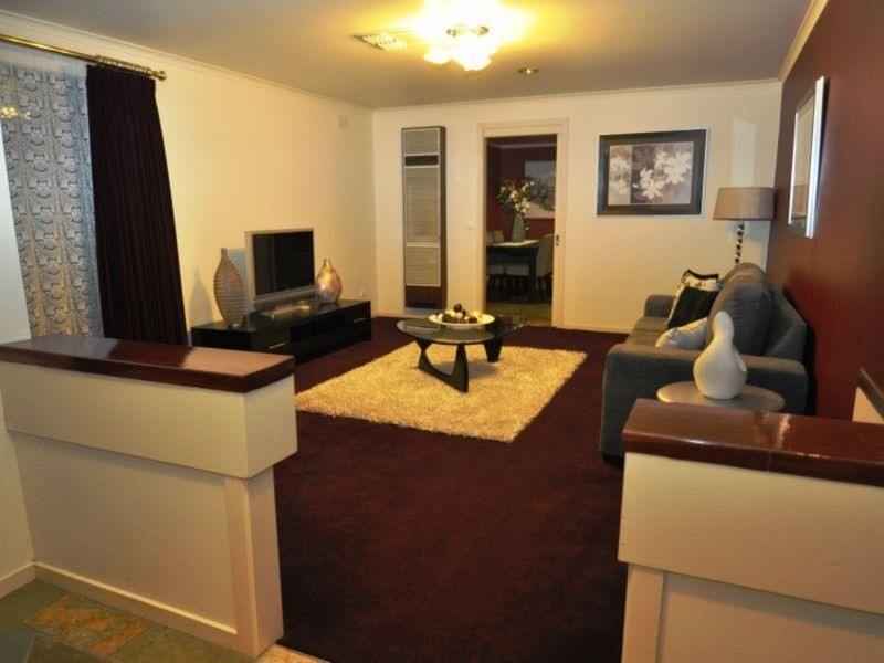 25 Talbot Street, Altona Meadows VIC 3028