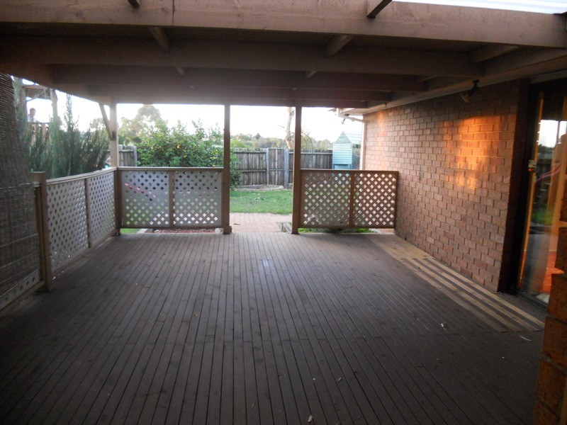 31 Angela Drive, Hoppers Crossing VIC 3029