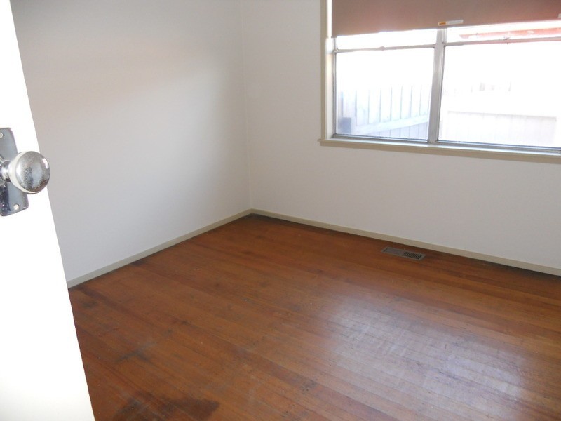 35 Chirnside Crescent, Laverton VIC 3028