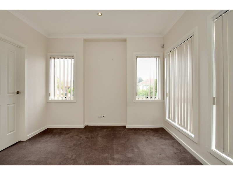 79 Corrigan Avenue, Brooklyn VIC 3012