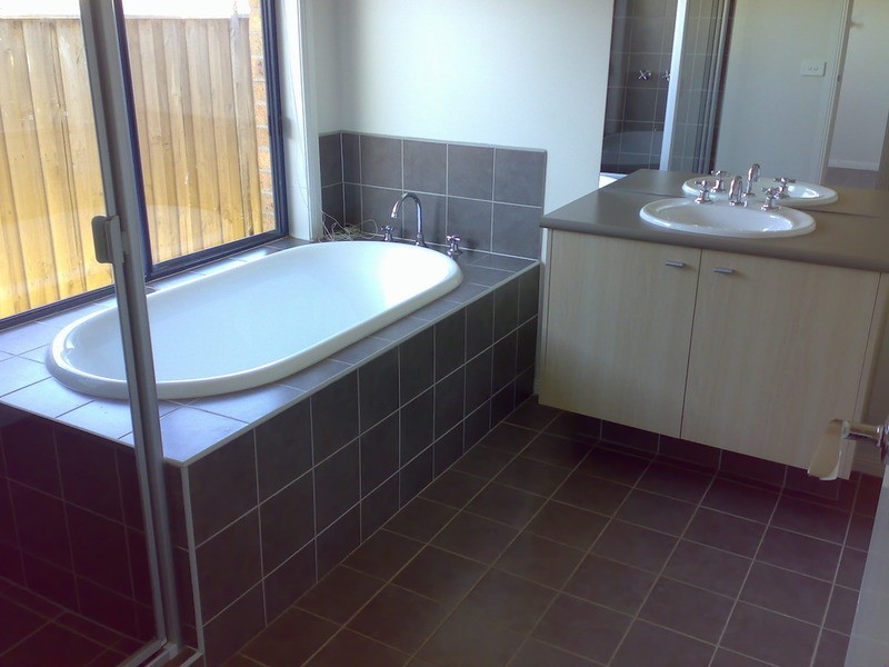 252 Sanctuary Lakes North Boulevard, Sanctuary Lakes VIC 3030