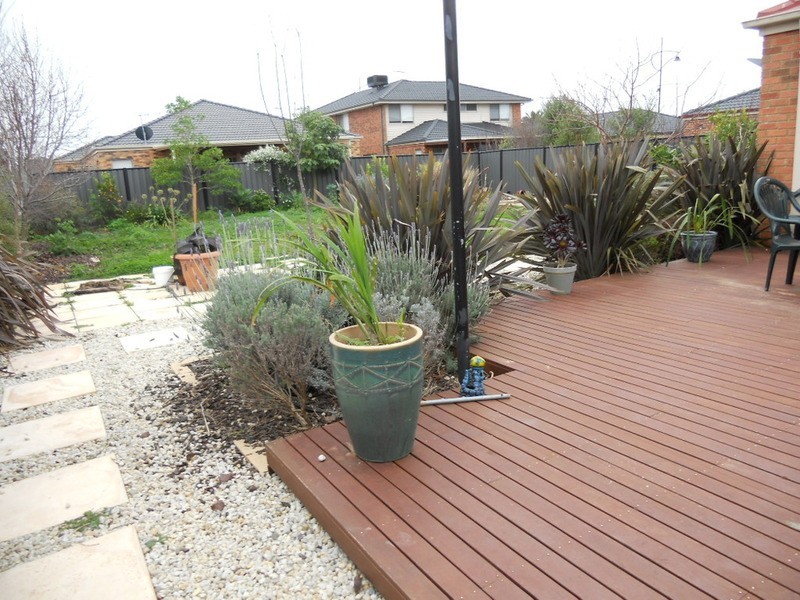 9 Heysen Mews, Point Cook VIC 3030