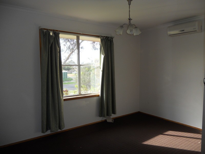 6 Cliff Street, Laverton VIC 3028