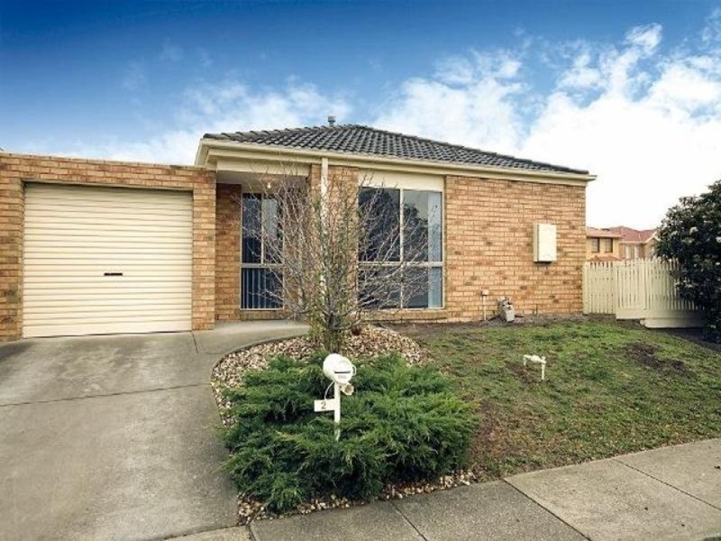 1/2 Markham Way, Altona Meadows VIC 3028