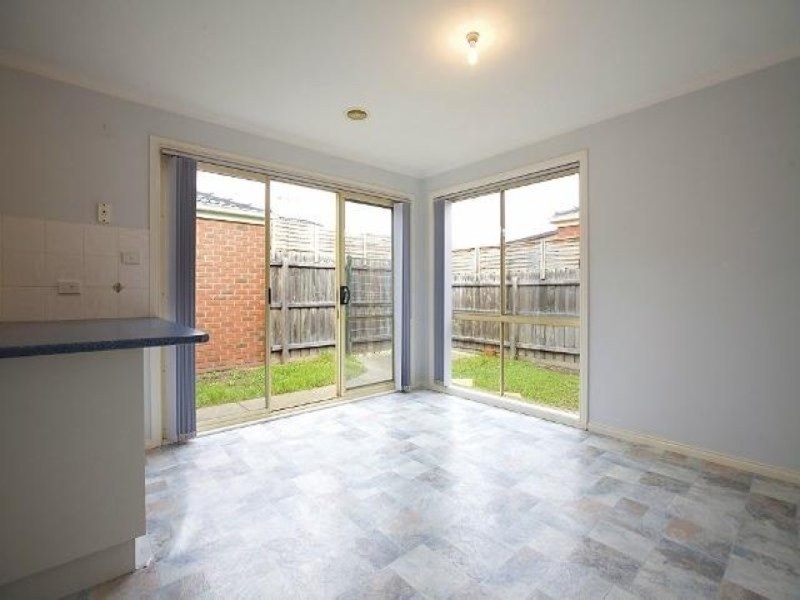 1/2 Markham Way, Altona Meadows VIC 3028