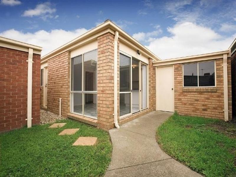 1/2 Markham Way, Altona Meadows VIC 3028