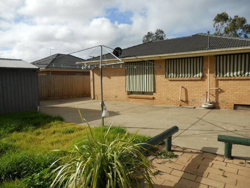 51 Strezlecki Grove, Altona Meadows VIC 3028