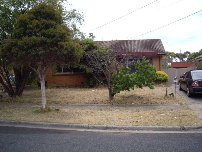 16 Kaye Crescent, Laverton VIC 3028