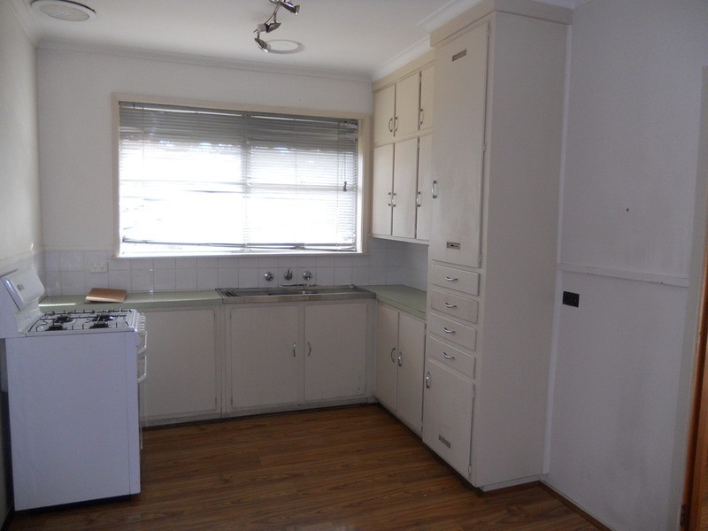 6 Cliff Street, Laverton VIC 3028