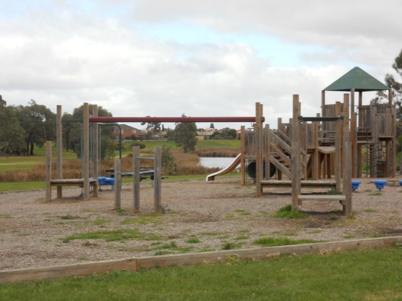 51 Strezlecki Grove, Altona Meadows VIC 3028