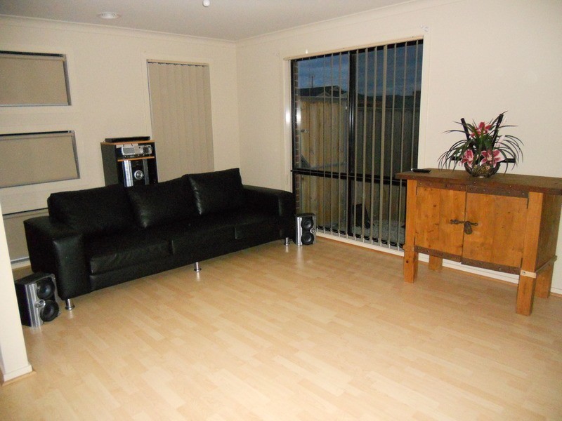 12 Urban Drive, Williams Landing VIC 3027