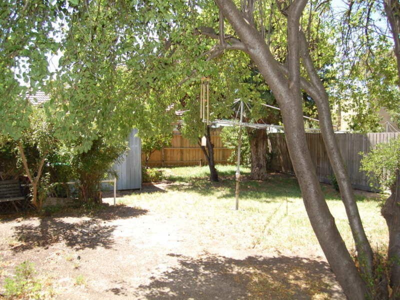 11 High Street, Laverton VIC 3028