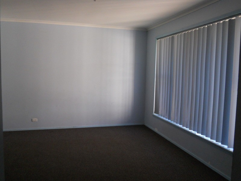 16 Kaye Crescent, Laverton VIC 3028