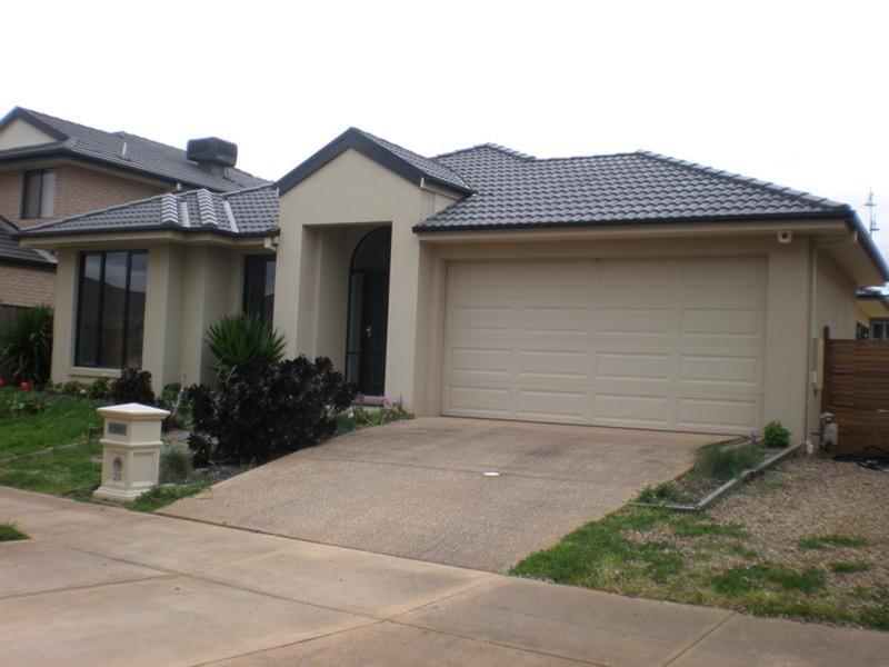 29 Eagleview Place, Sanctuary Lakes VIC 3030
