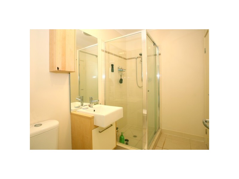 27 Stringybark Dr, Molendinar QLD 4214