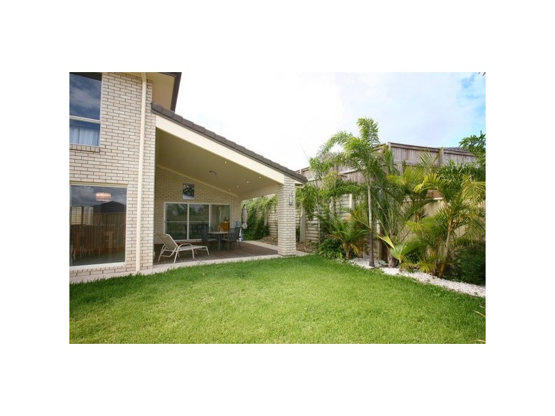 27 Stringybark Dr, Molendinar QLD 4214