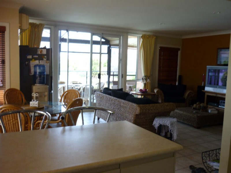 Varsity Lakes QLD 4227