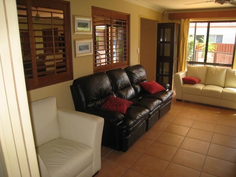 Molendinar QLD 4214