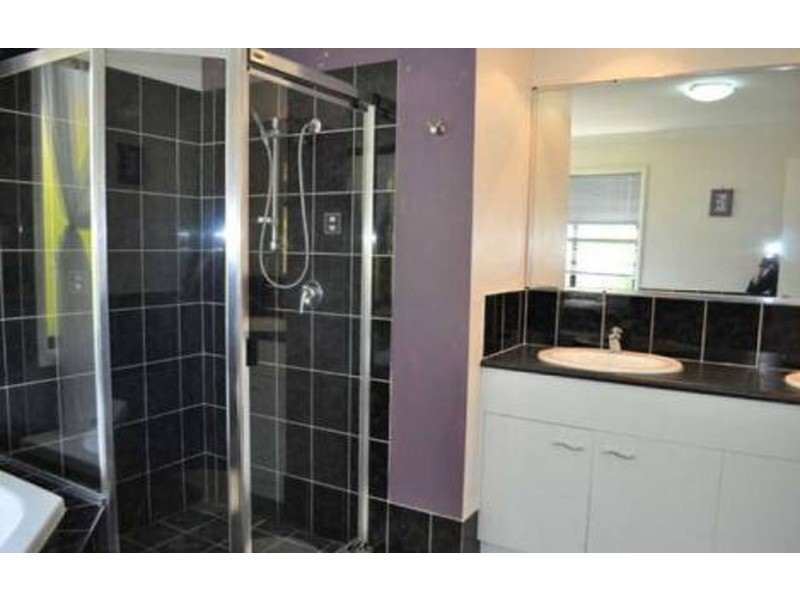 Molendinar QLD 4214