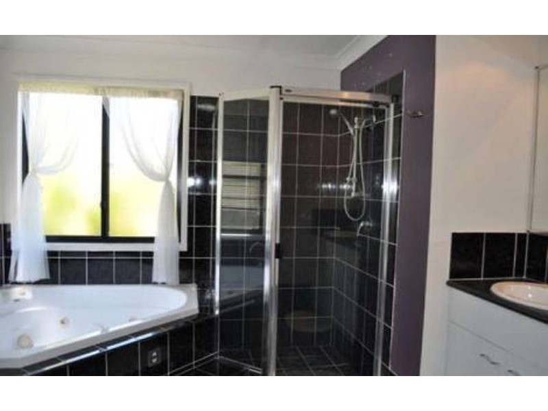 Molendinar QLD 4214