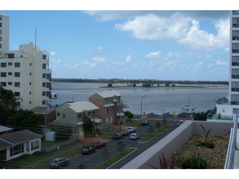 Labrador QLD 4215