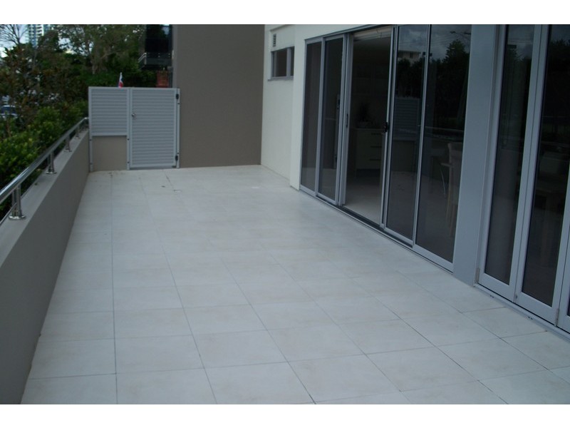 Labrador QLD 4215