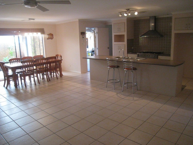 Molendinar QLD 4214