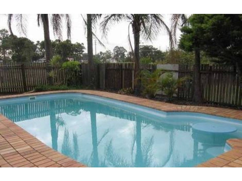 23 Yorkshire Crescent, Mount Warren Park QLD 4207