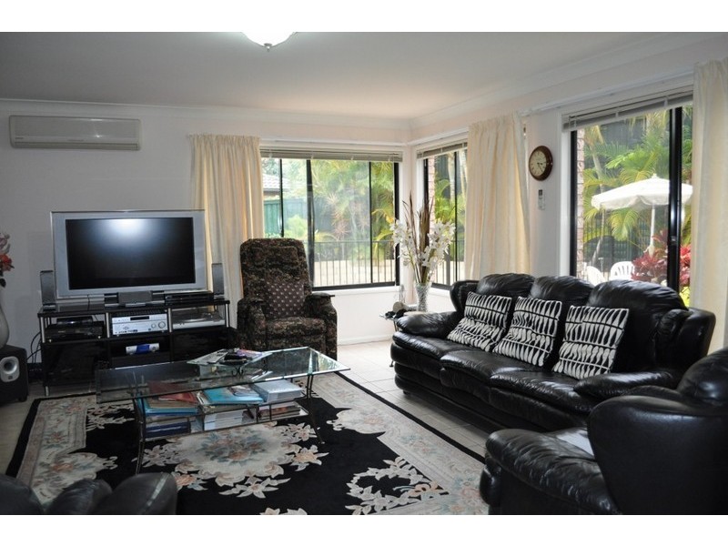 Molendinar QLD 4214