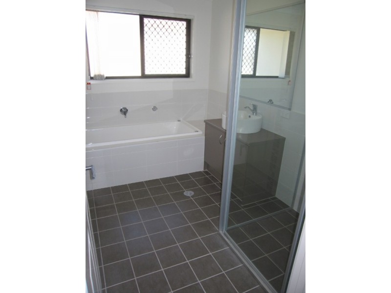 Molendinar QLD 4214